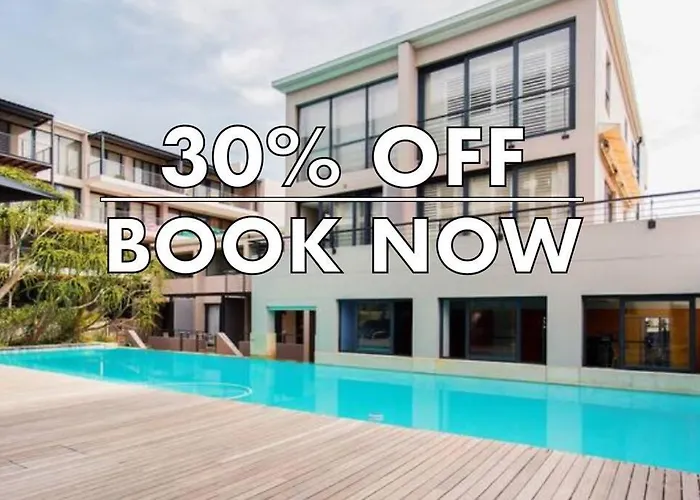 Adderley, Fantastic City Centre Pad - No Loadshedding
