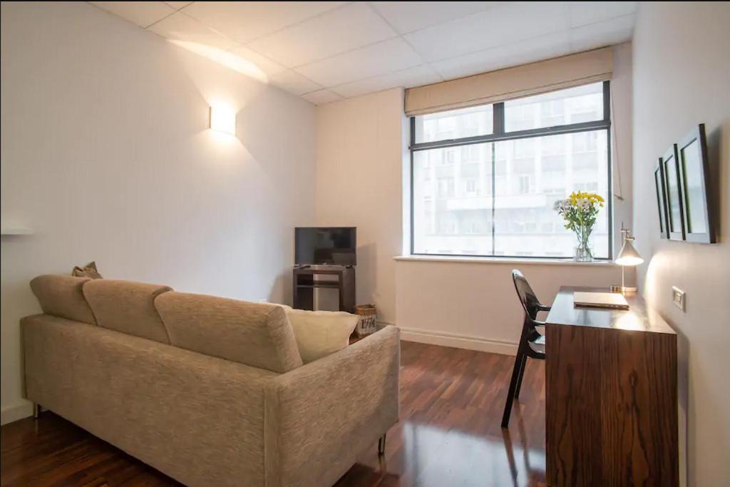 Adderley, Fantastic Centre Pad - No Loadshedding Apartment *