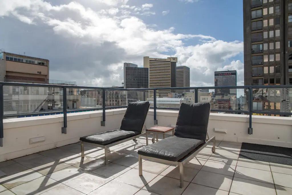 Apartment Adderley, Fantastic Centre Pad - No Loadshedding *